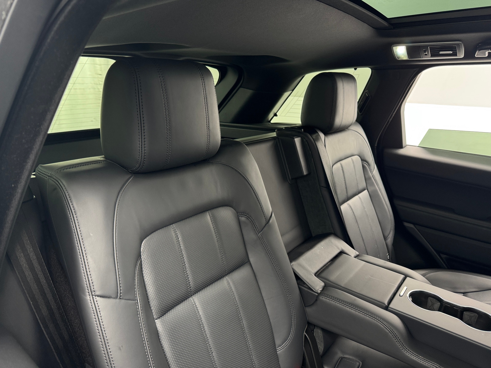 Thumbnail: 2021 Land Rover Range Rover Sport - 5