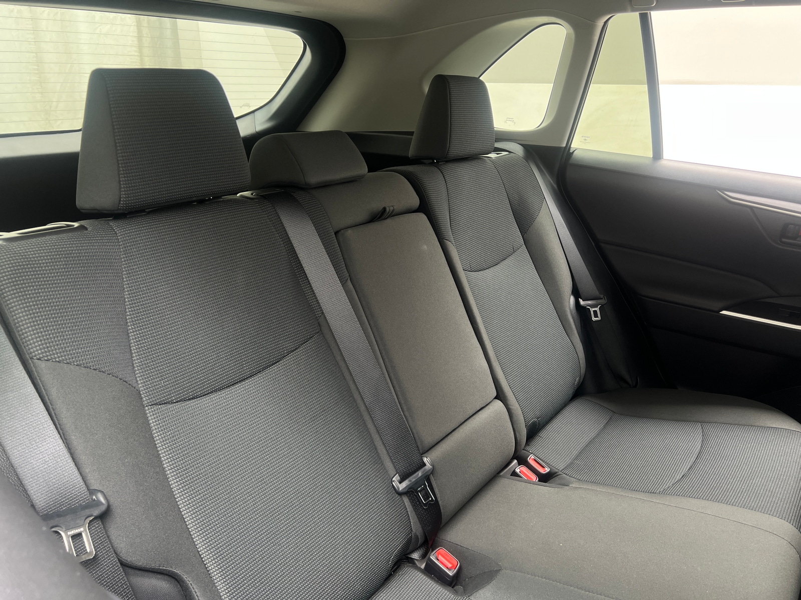 Thumbnail: 2025 Toyota RAV4 - 6