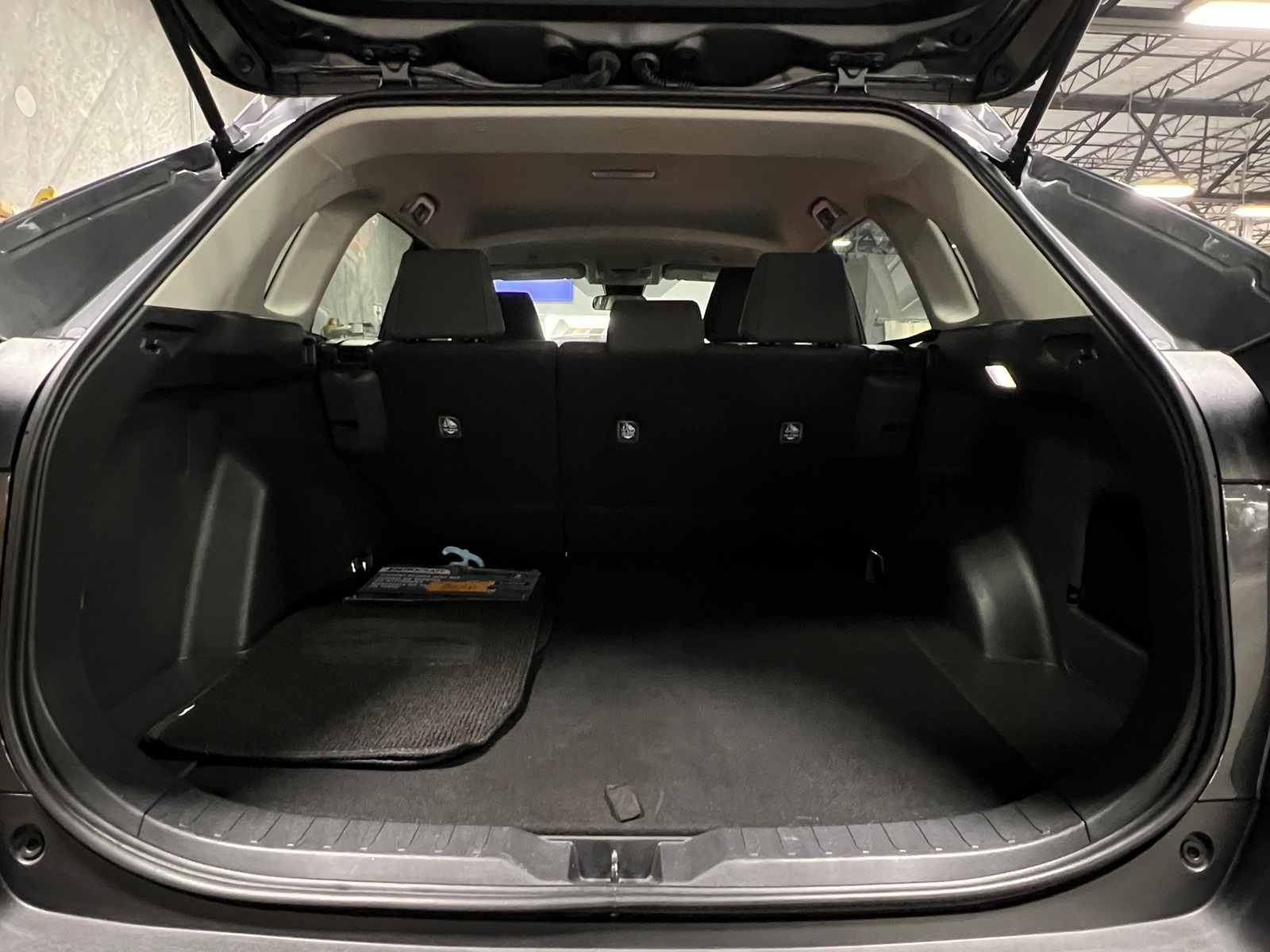 Thumbnail: 2025 Toyota RAV4 - 7