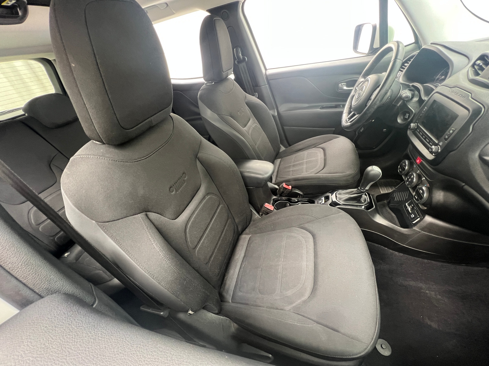 Thumbnail: 2017 Jeep Renegade - 2