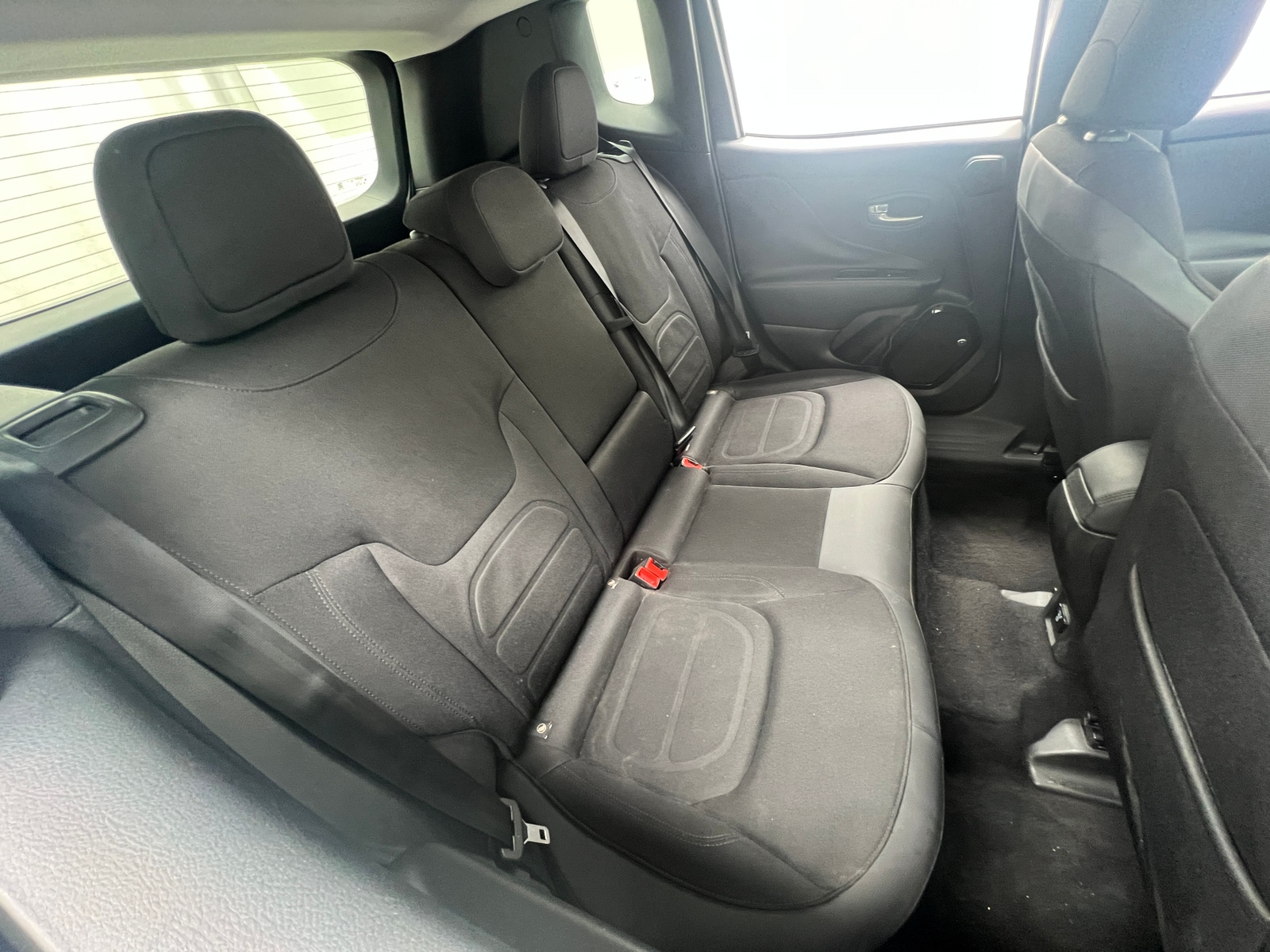 Thumbnail: 2017 Jeep Renegade - 6