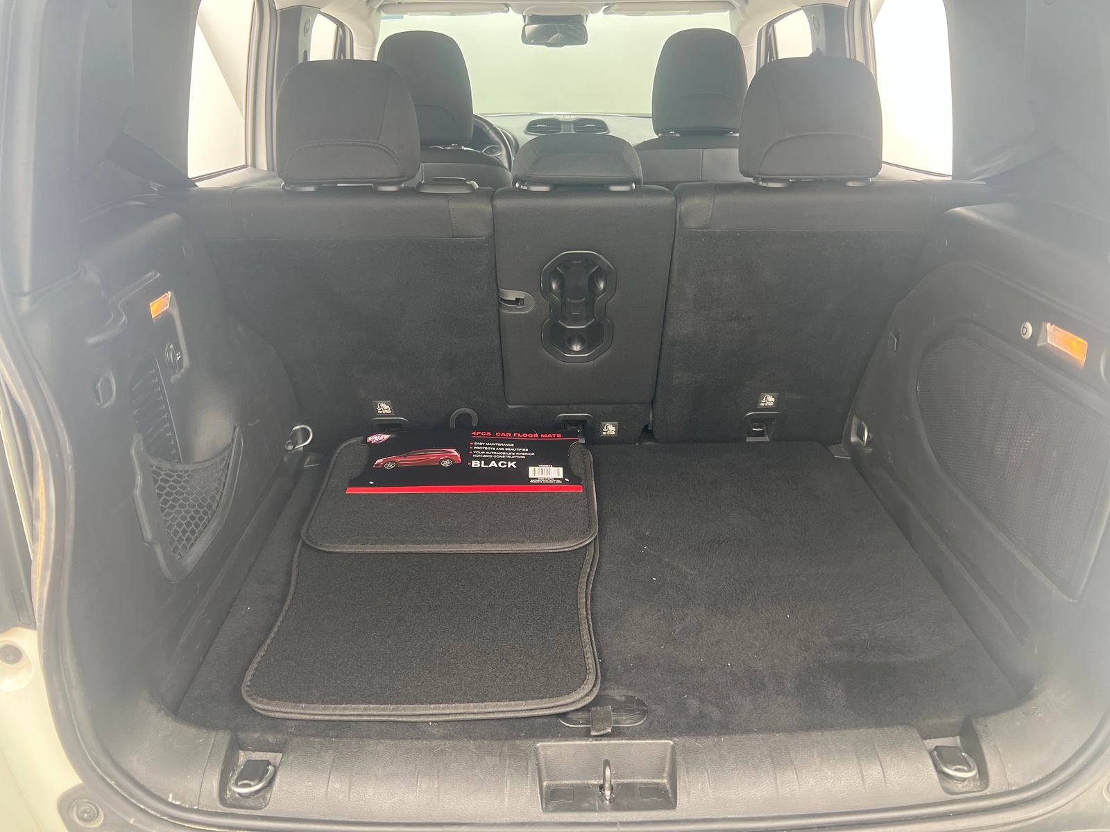 Thumbnail: 2017 Jeep Renegade - 7