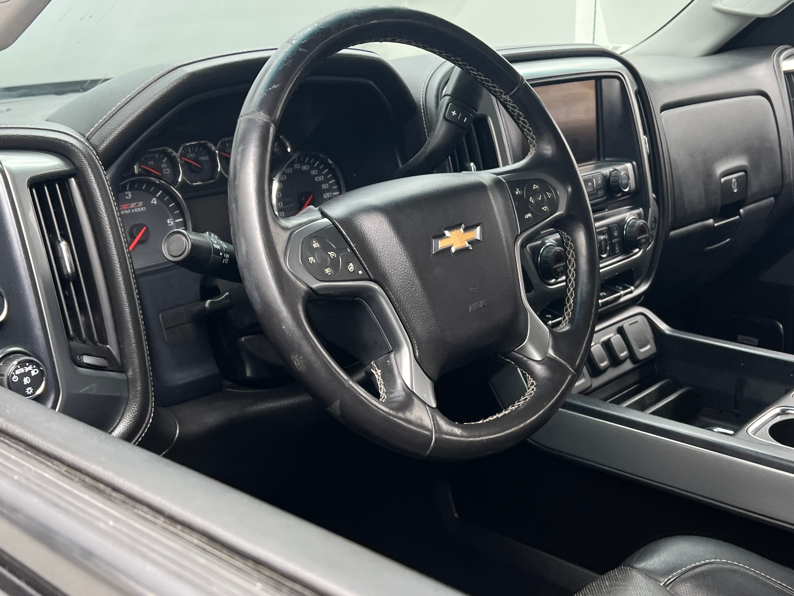 Thumbnail: 2015 Chevrolet Silverado 2500 - 4