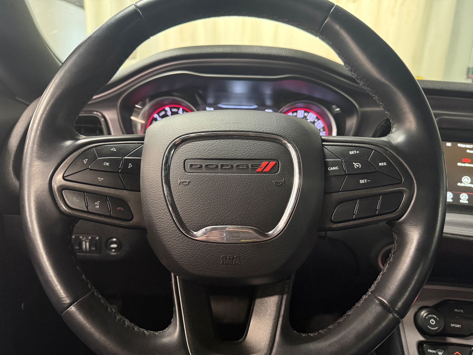 Thumbnail: 2023 Dodge Challenger - 4