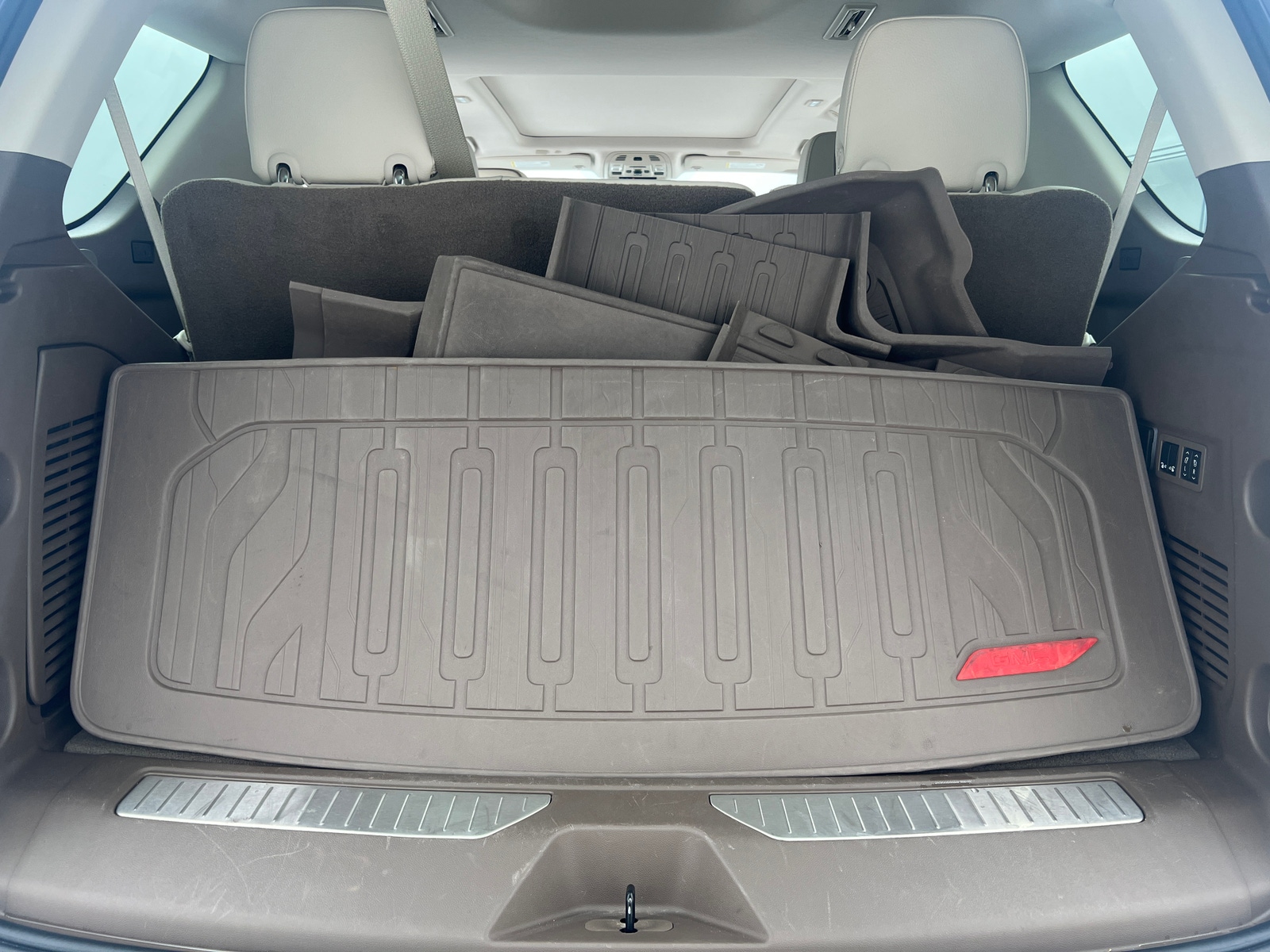 Thumbnail: 2021 GMC Yukon - 6