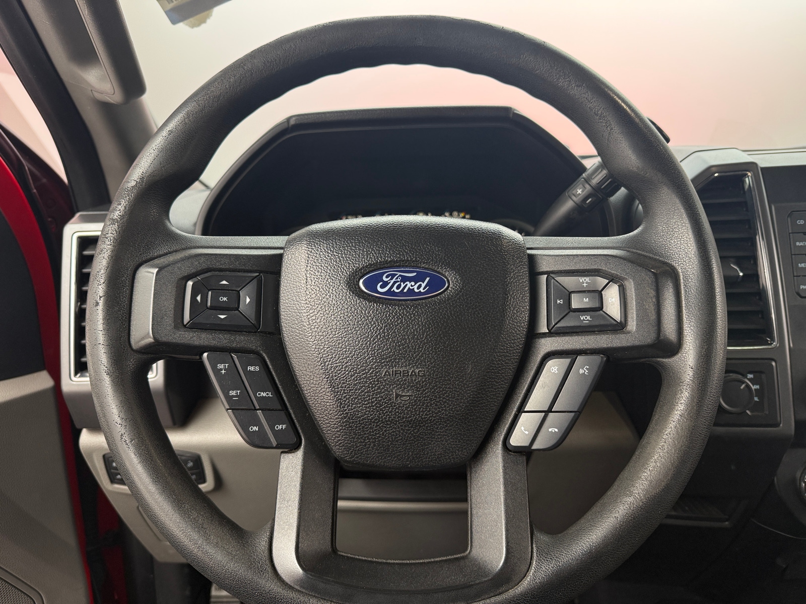 Thumbnail: 2017 Ford Econoline - 5