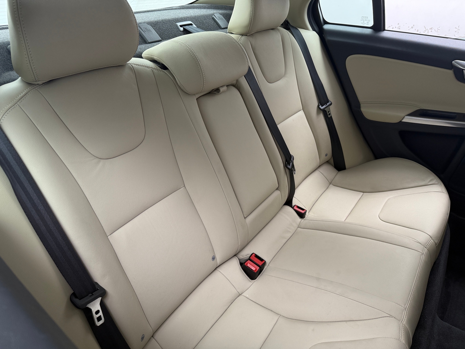 Thumbnail: 2018 Volvo S60 - 5