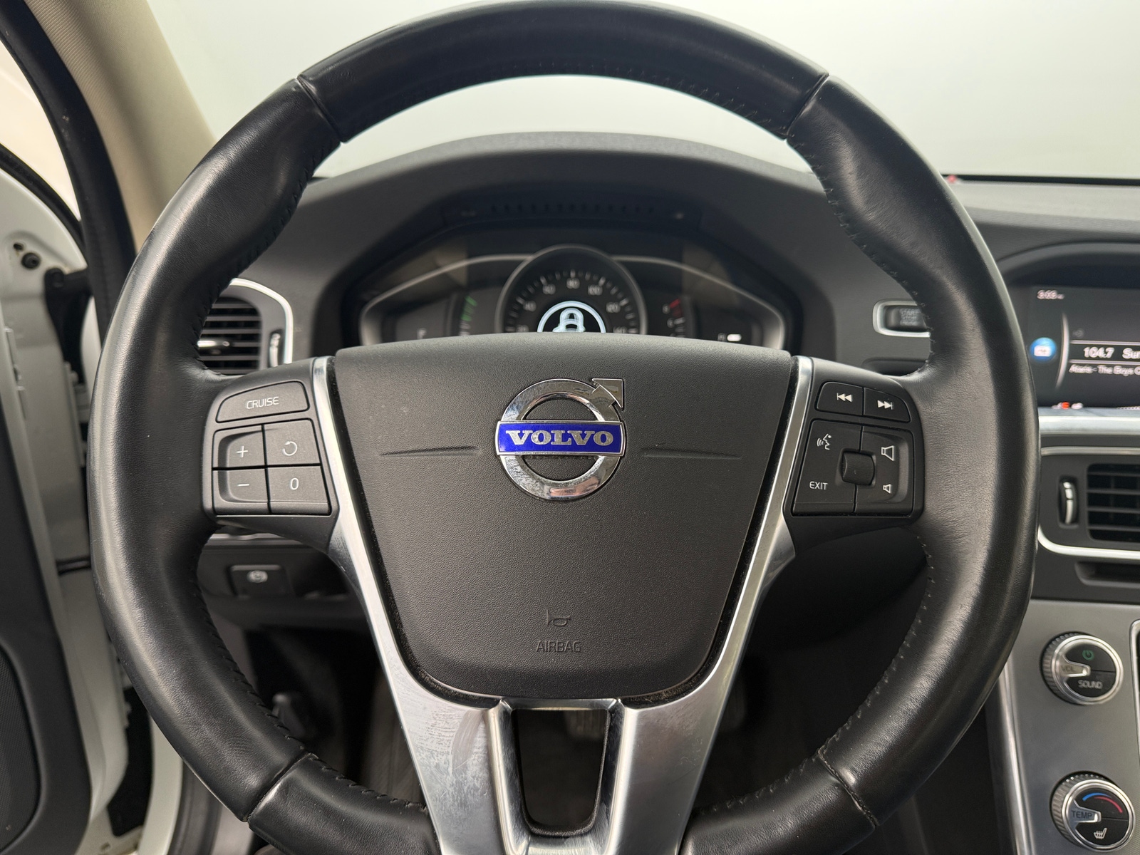 Thumbnail: 2018 Volvo S60 - 4