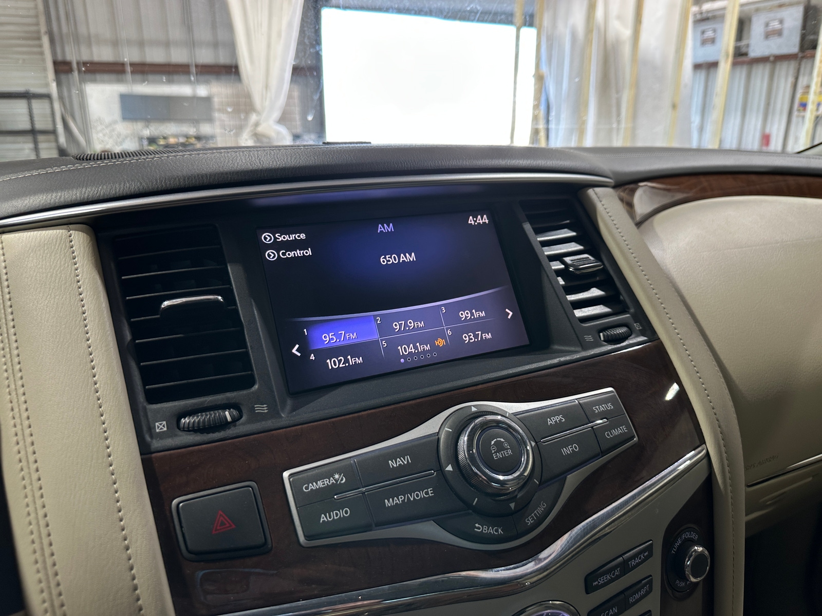 Thumbnail: 2018 INFINITI QX80 - 3