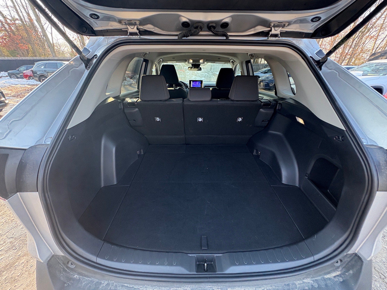 Thumbnail: 2025 Toyota RAV4 - 5