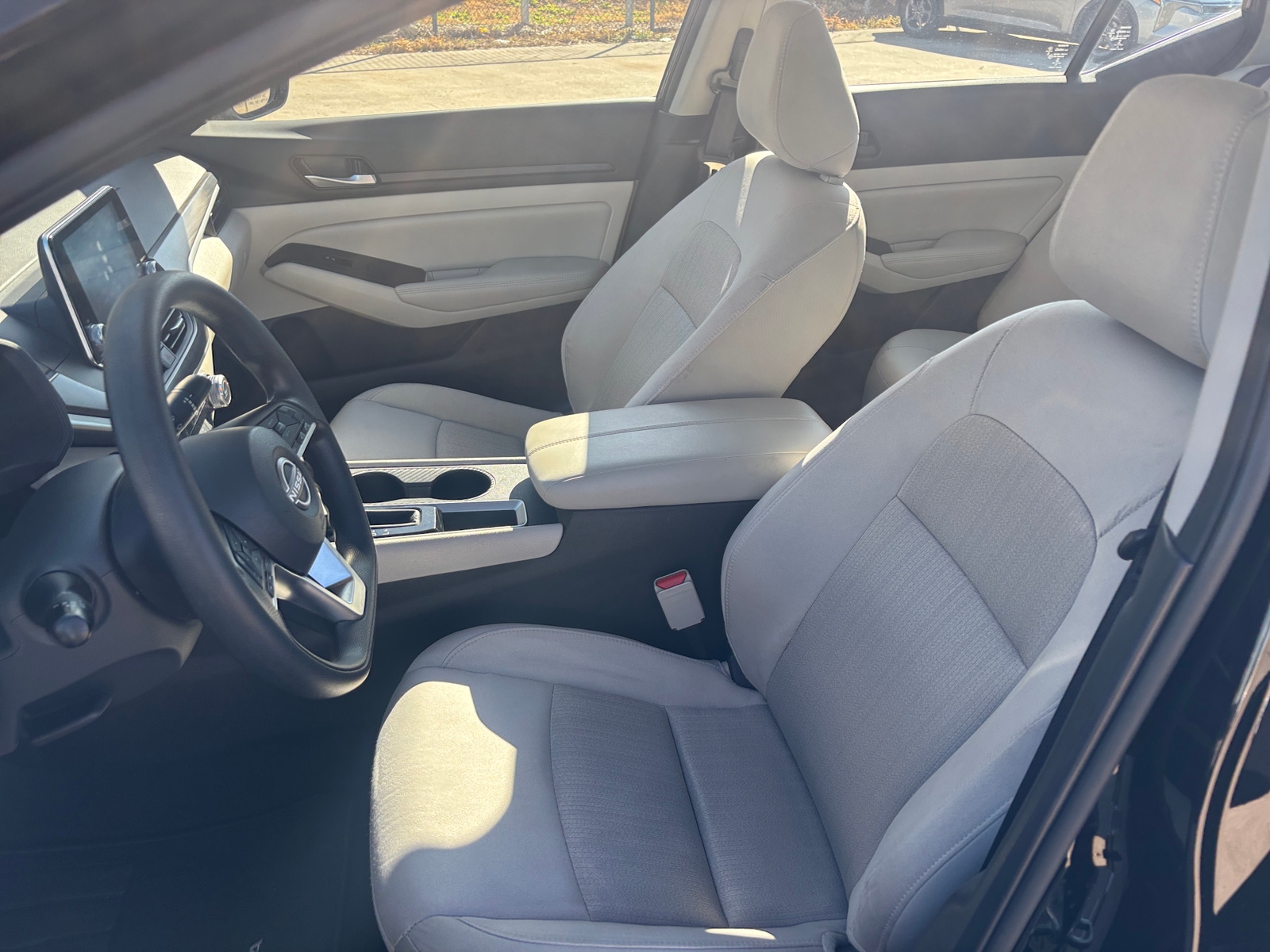 Thumbnail: 2025 Nissan Altima - 2