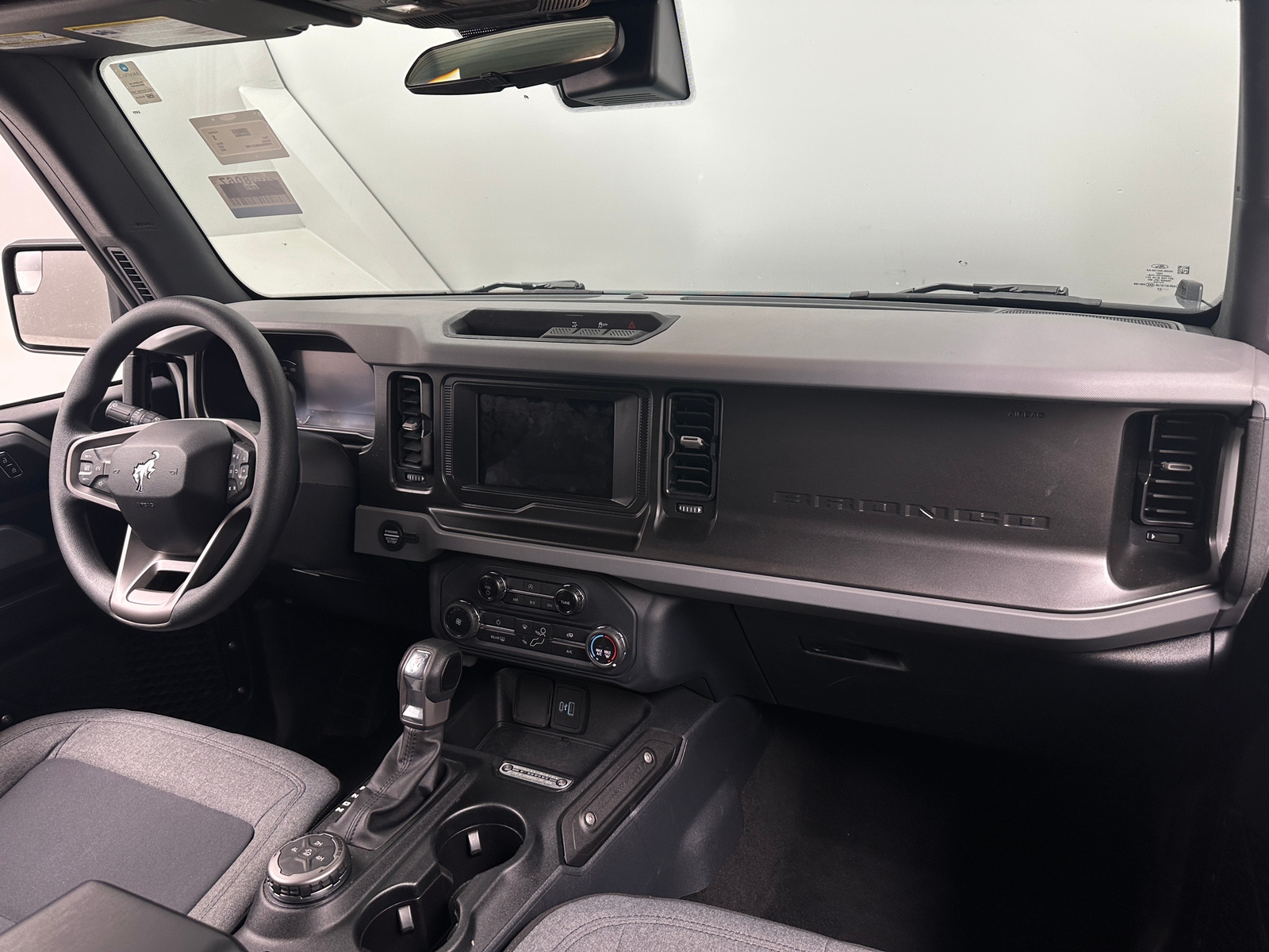 Thumbnail: 2022 Ford Bronco - 3