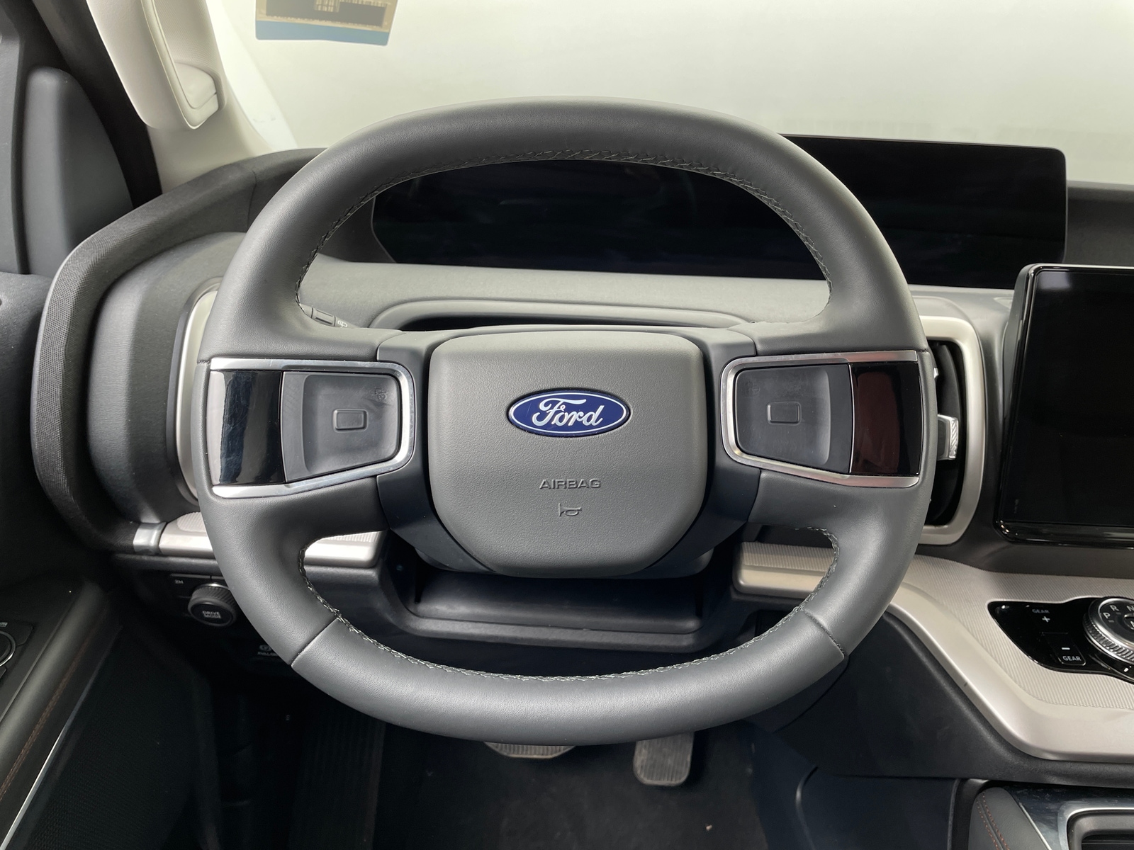 Thumbnail: 2025 Ford Expedition MAX - 5