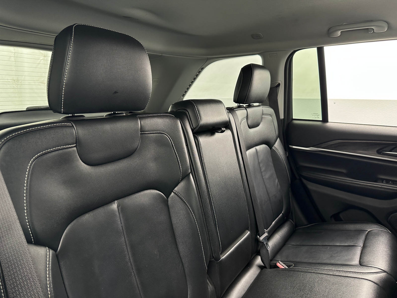 Thumbnail: 2023 Jeep Grand Cherokee - 5