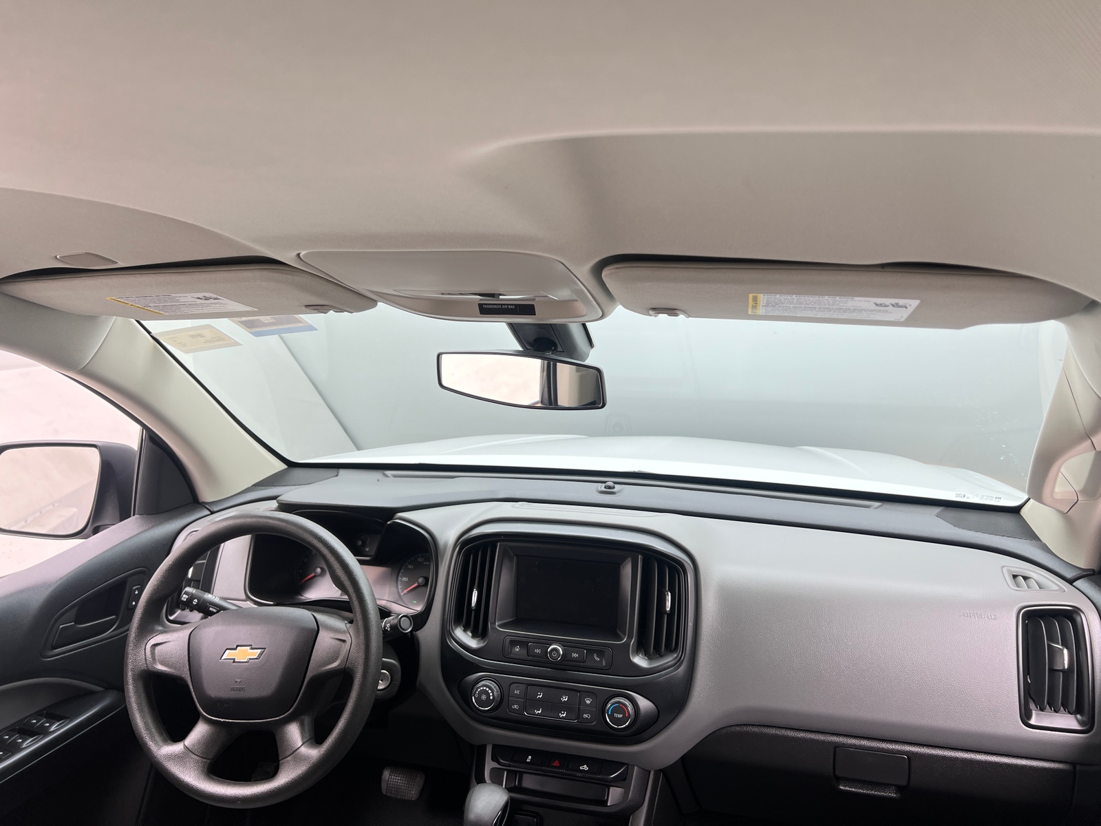 Thumbnail: 2022 Chevrolet Colorado - 3