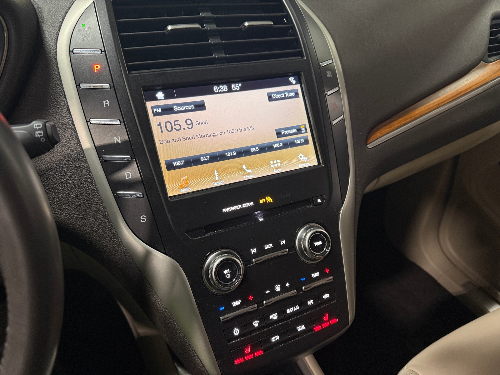 Thumbnail: 2019 Lincoln MKC - 3