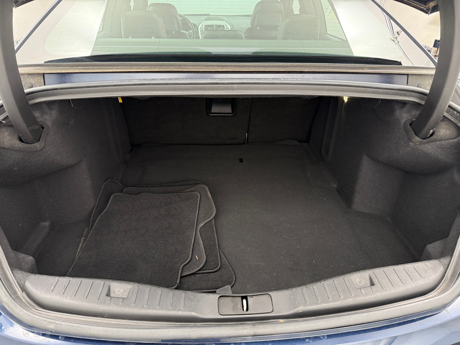 Thumbnail: 2017 Lincoln MKZ - 6