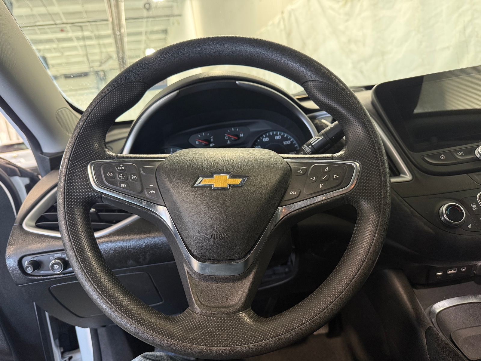 Thumbnail: 2024 Chevrolet Malibu - 5