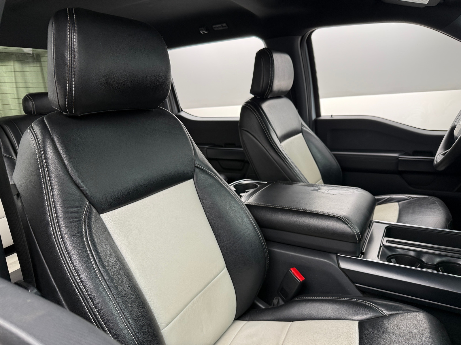 Thumbnail: 2022 Ford Econoline - 2