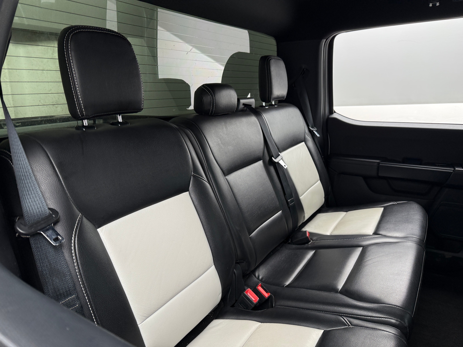 Thumbnail: 2022 Ford Econoline - 6