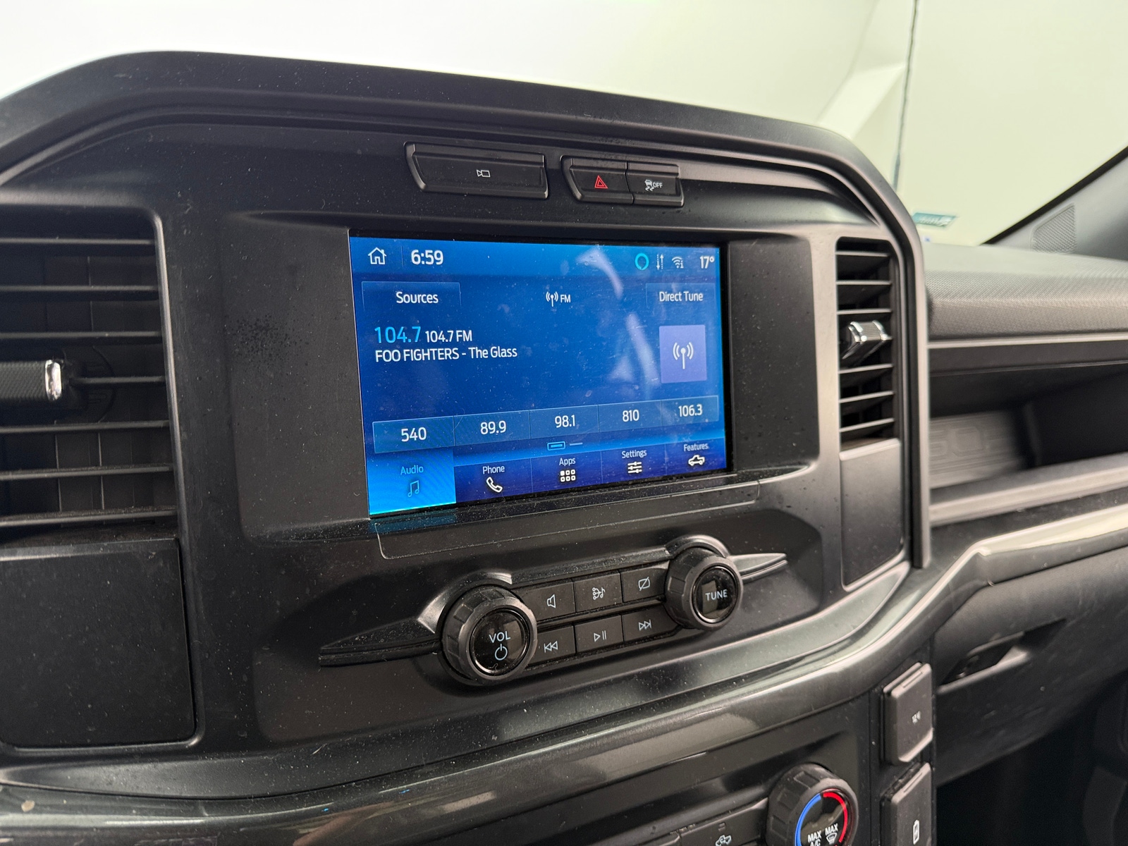 Thumbnail: 2022 Ford Econoline - 4