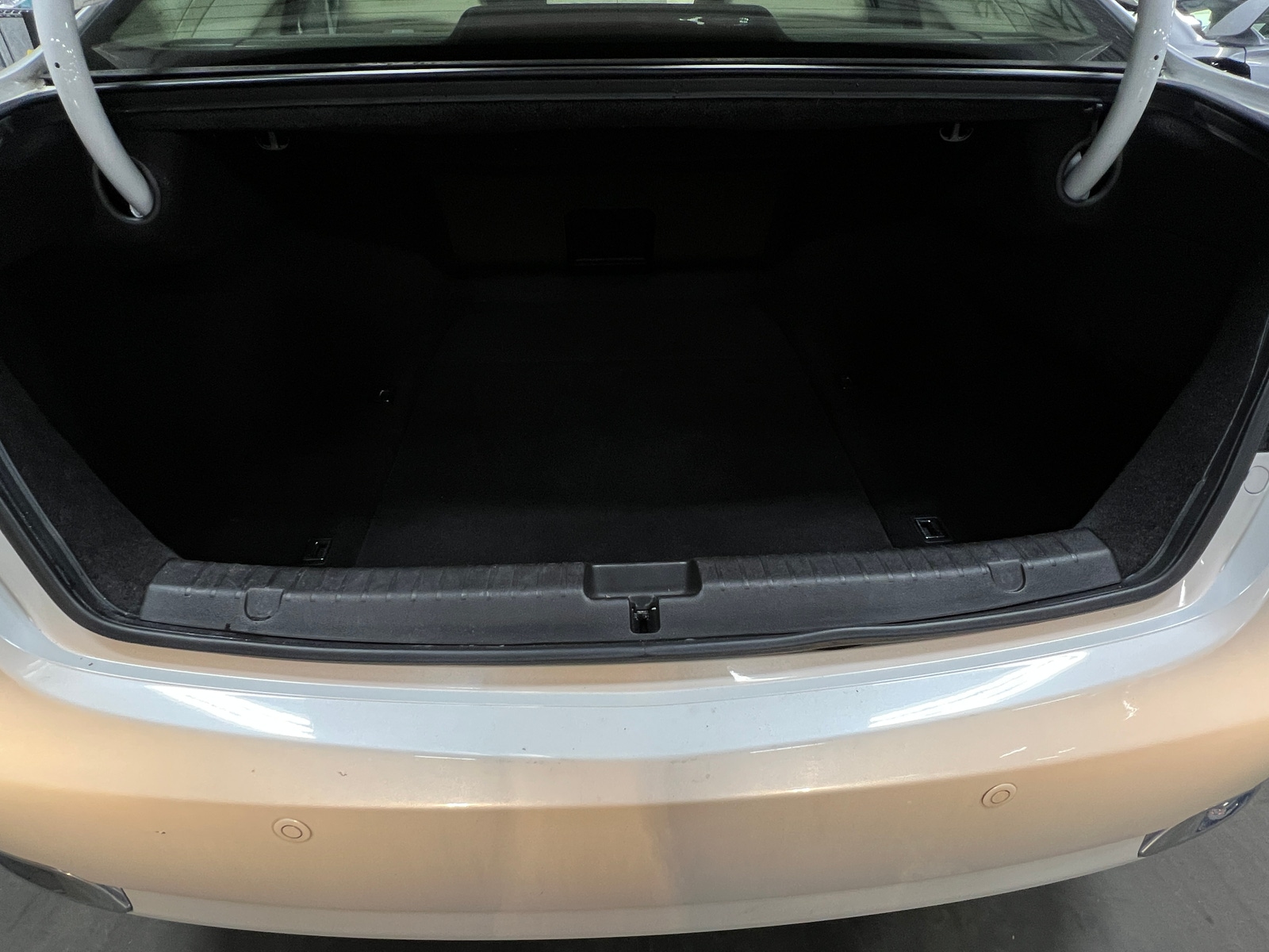 Thumbnail: 2014 Acura RLX - 6