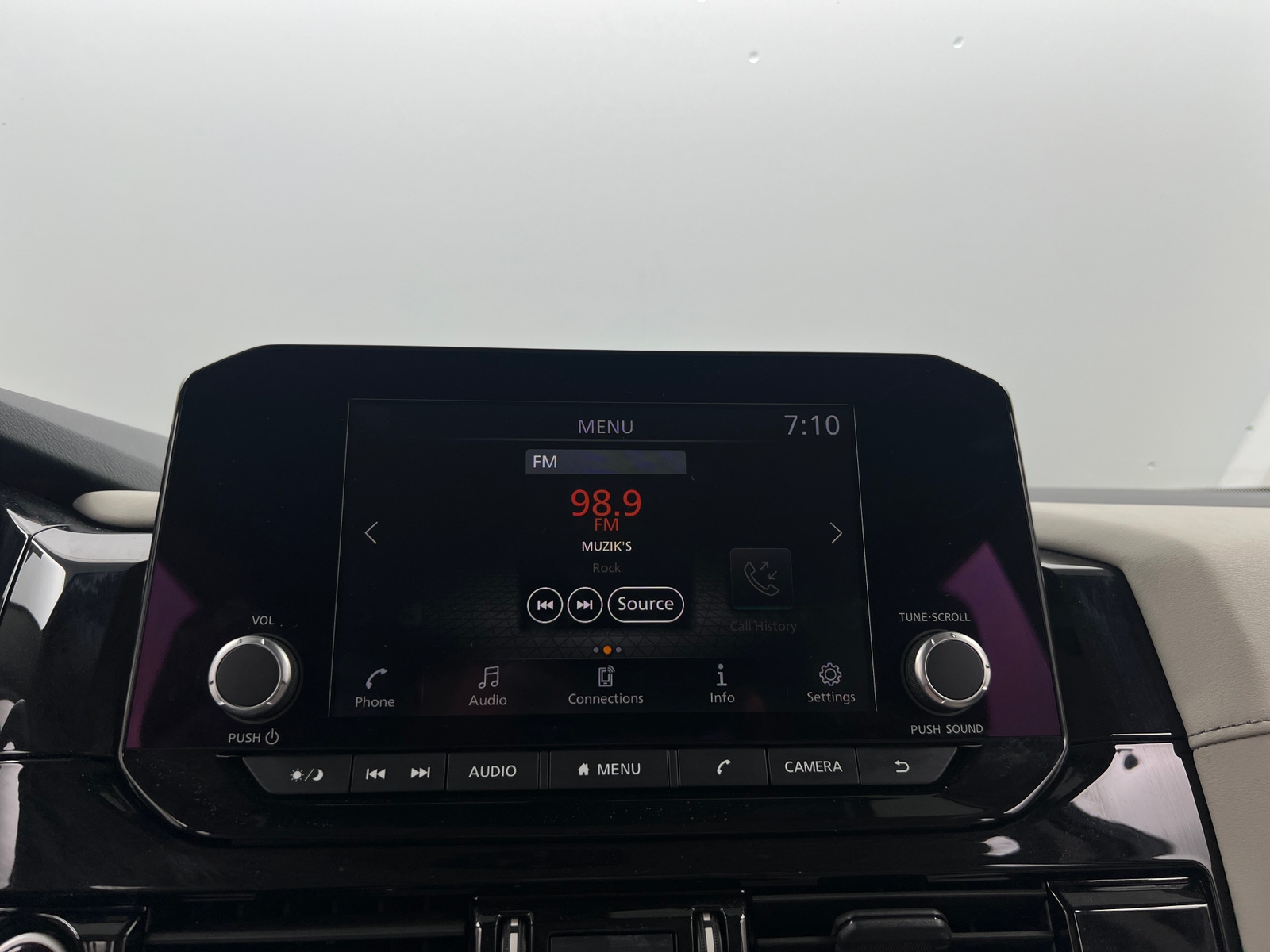 Thumbnail: 2023 Nissan Pathfinder - 4