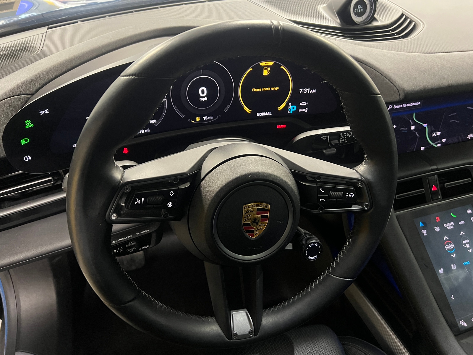 Thumbnail: 2022 Porsche Taycan - 4