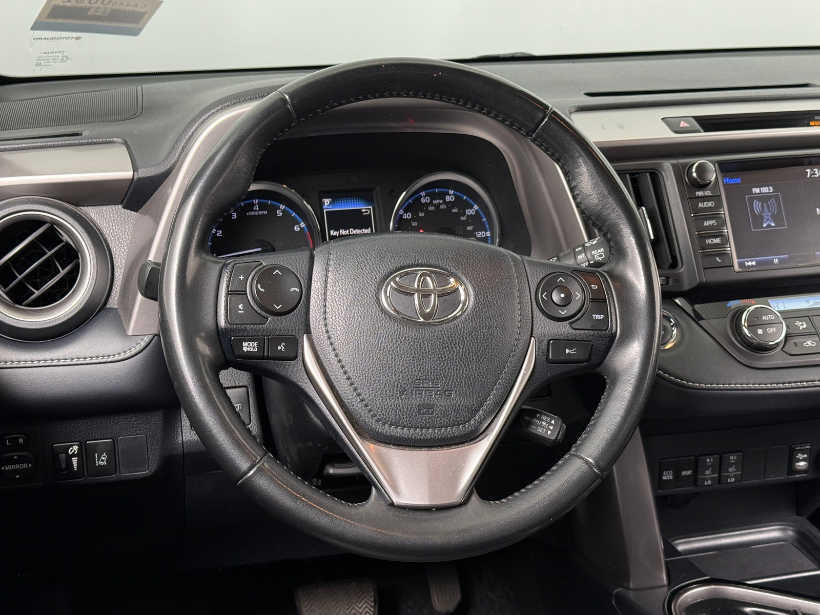 Thumbnail: 2018 Toyota RAV4 - 4