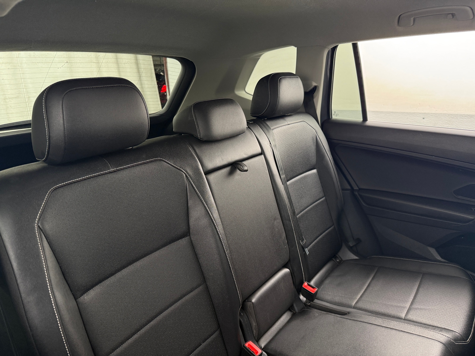 Thumbnail: 2021 Volkswagen Tiguan - 5