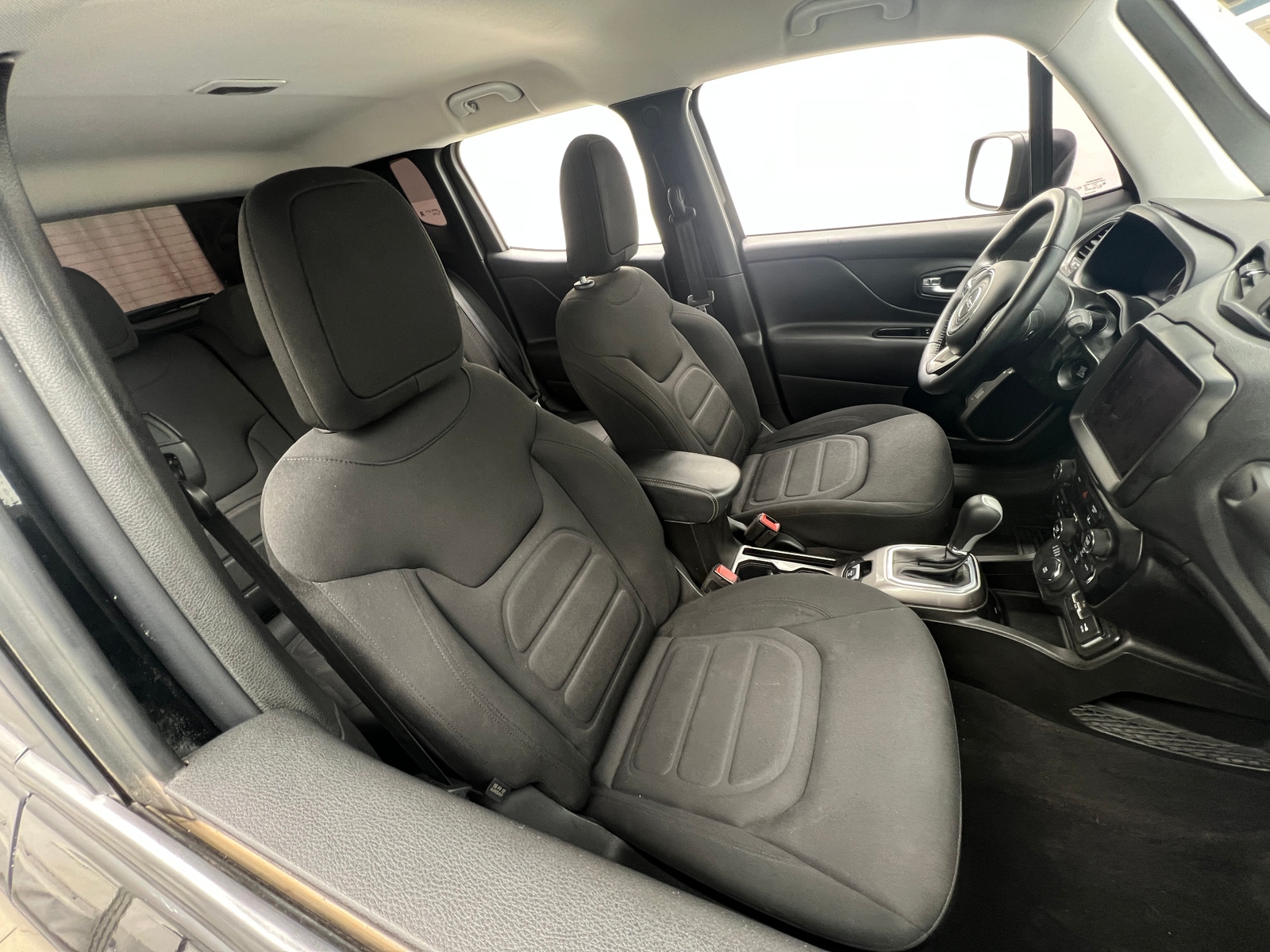 Thumbnail: 2022 Jeep Renegade - 2