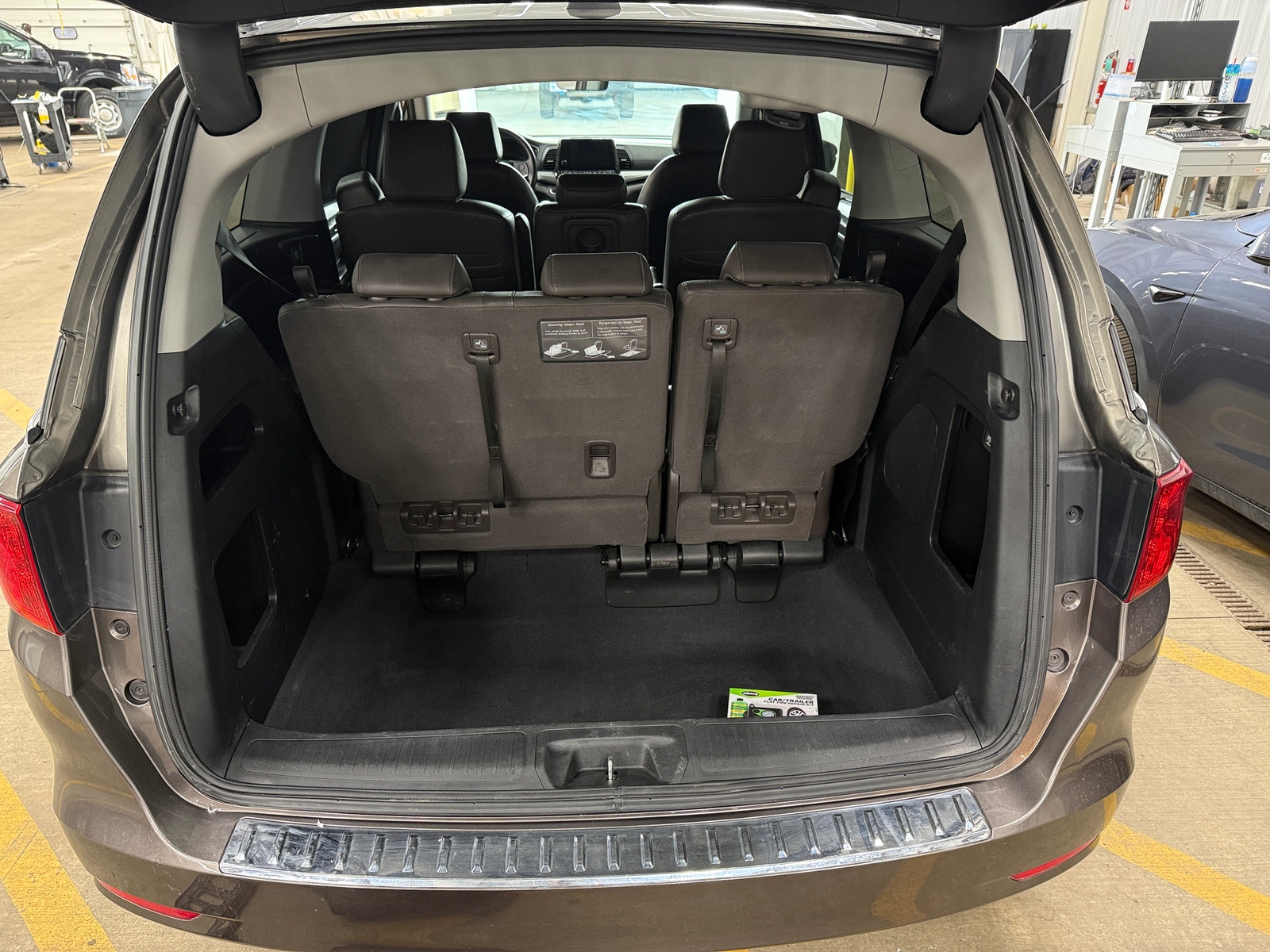 Thumbnail: 2021 Honda Odyssey - 6