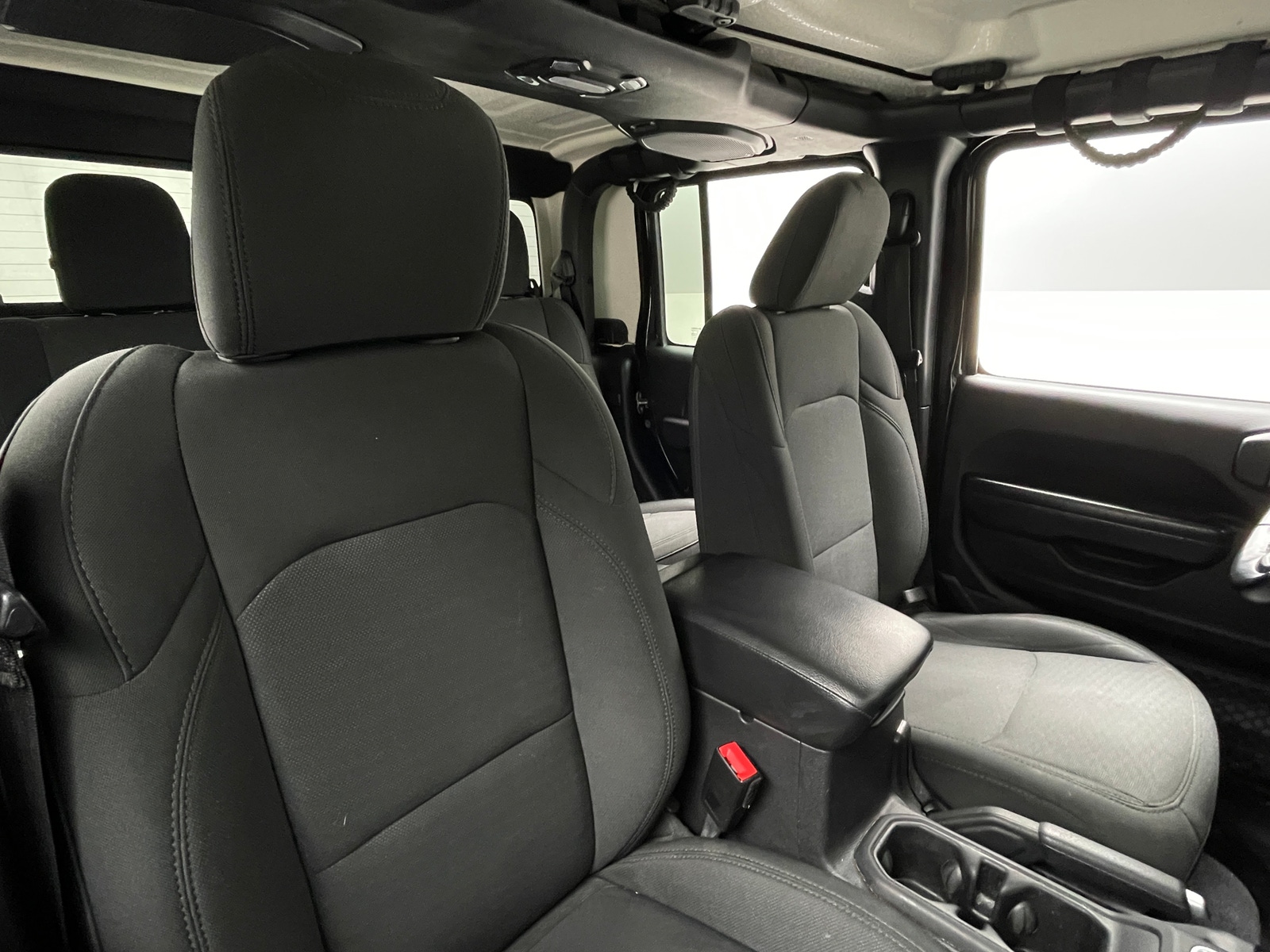 Thumbnail: 2020 Jeep Gladiator - 2