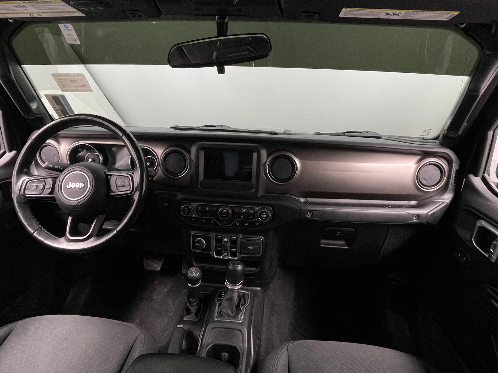 Thumbnail: 2020 Jeep Gladiator - 3