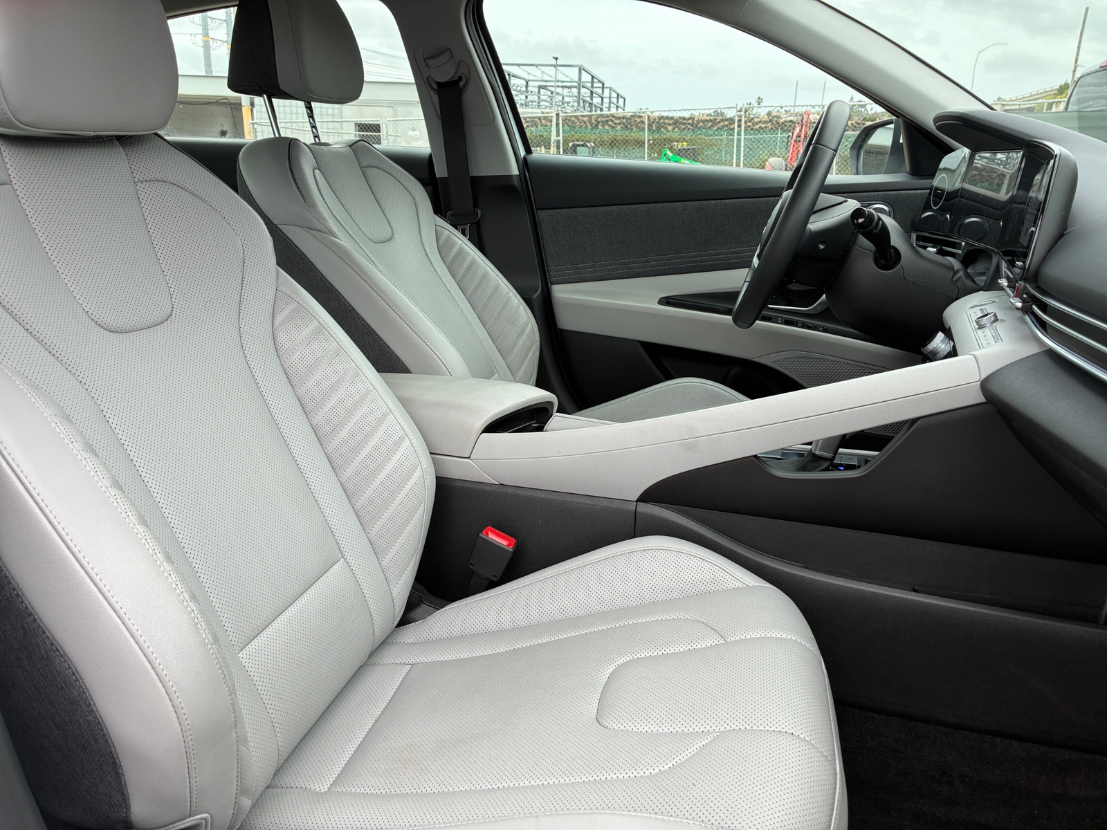 Thumbnail: 2025 Hyundai Elantra - 2