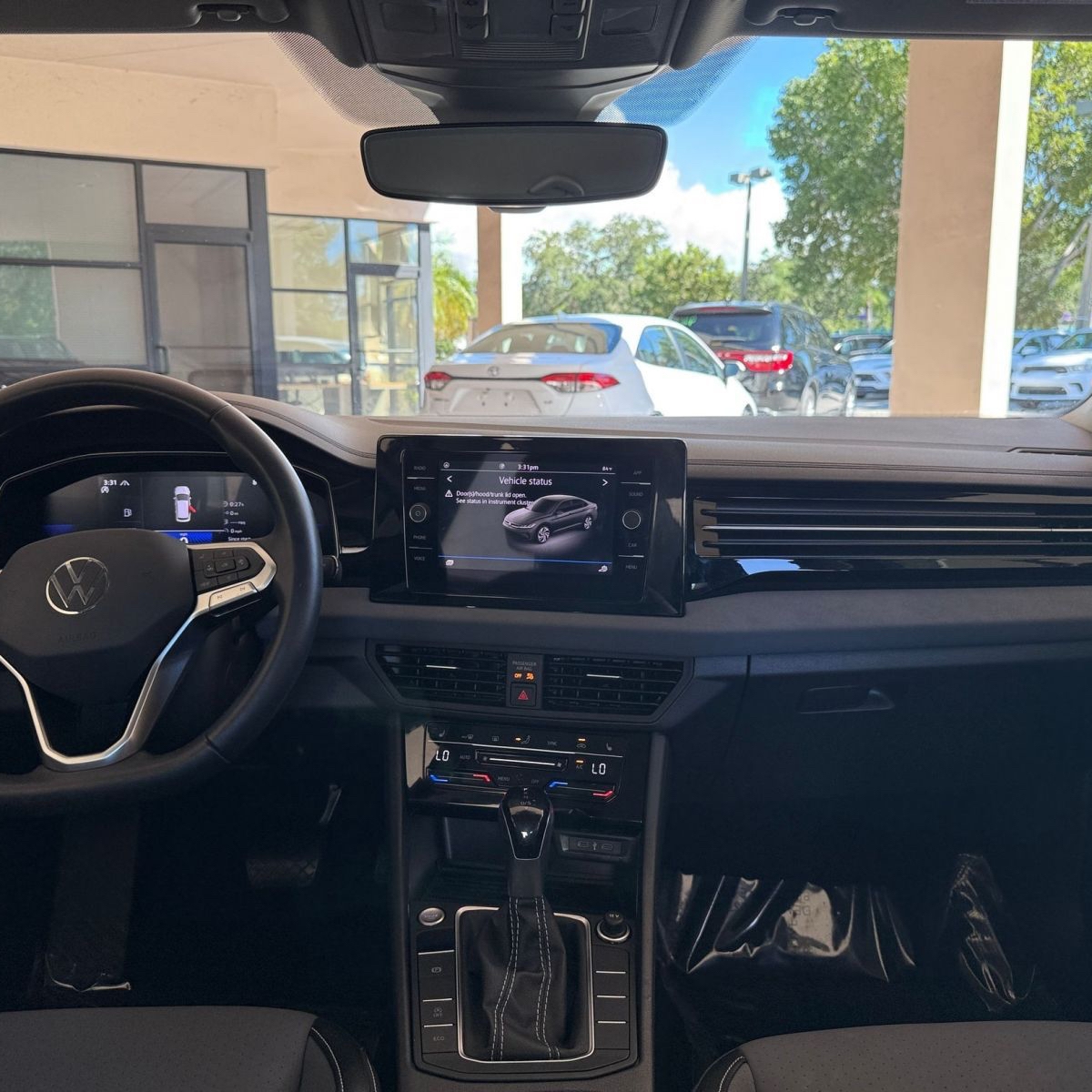 Thumbnail: 2025 Volkswagen Jetta - 3