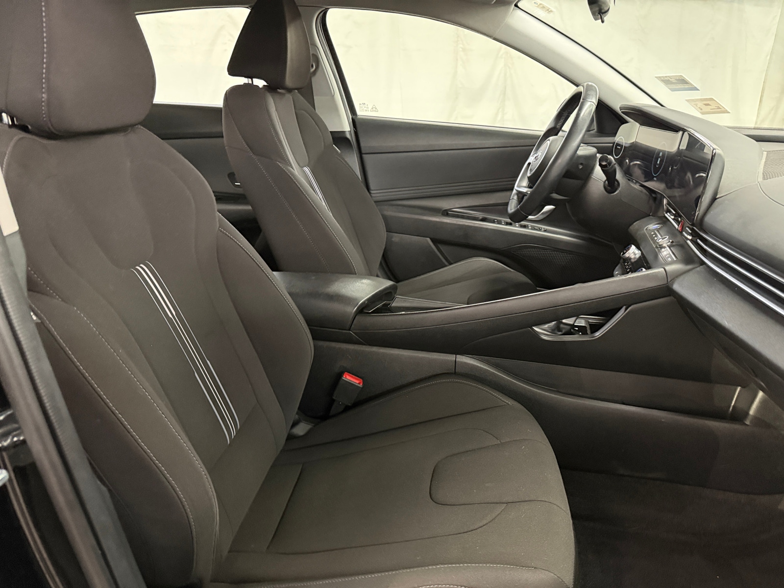 Thumbnail: 2023 Hyundai Elantra - 2