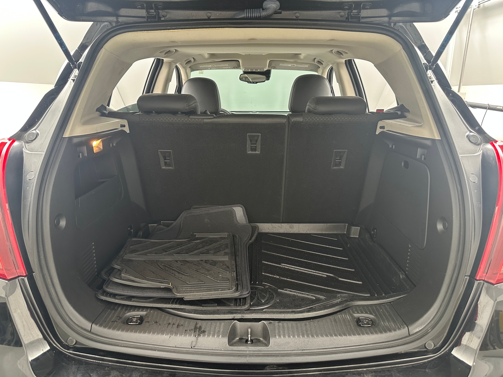 Thumbnail: 2021 Buick Encore - 6