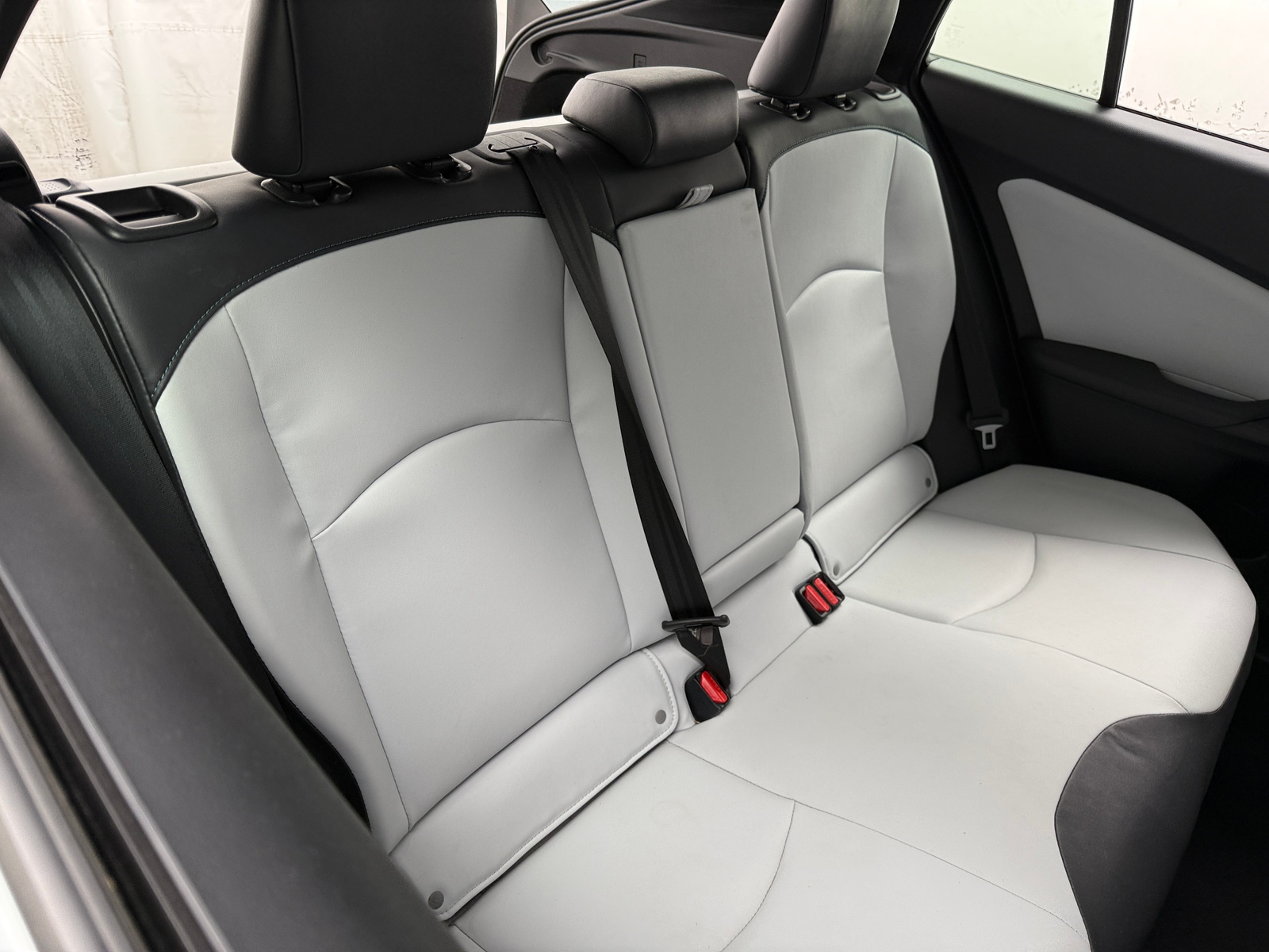 Thumbnail: 2018 Toyota Prius - 5