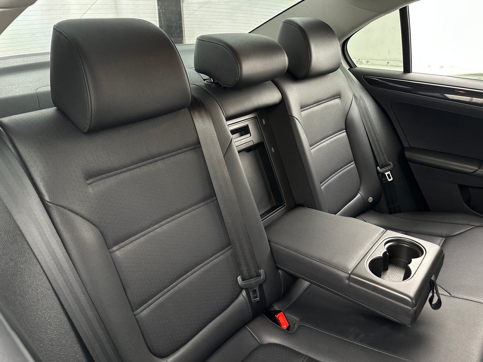 Thumbnail: 2017 Volkswagen Jetta - 5