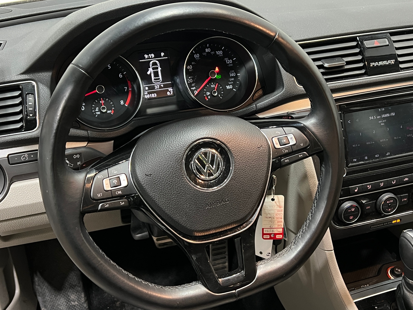 Thumbnail: 2018 Volkswagen Passat - 4