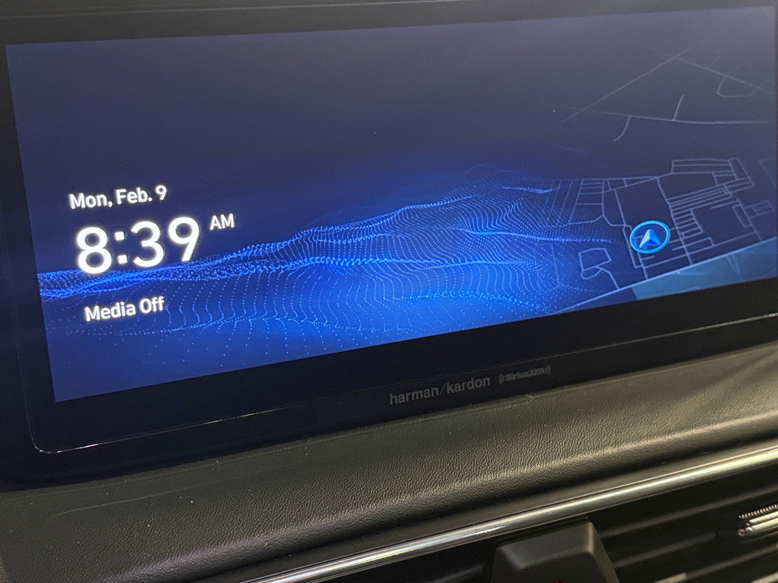 Thumbnail: 2023 Hyundai Santa Fe - 3