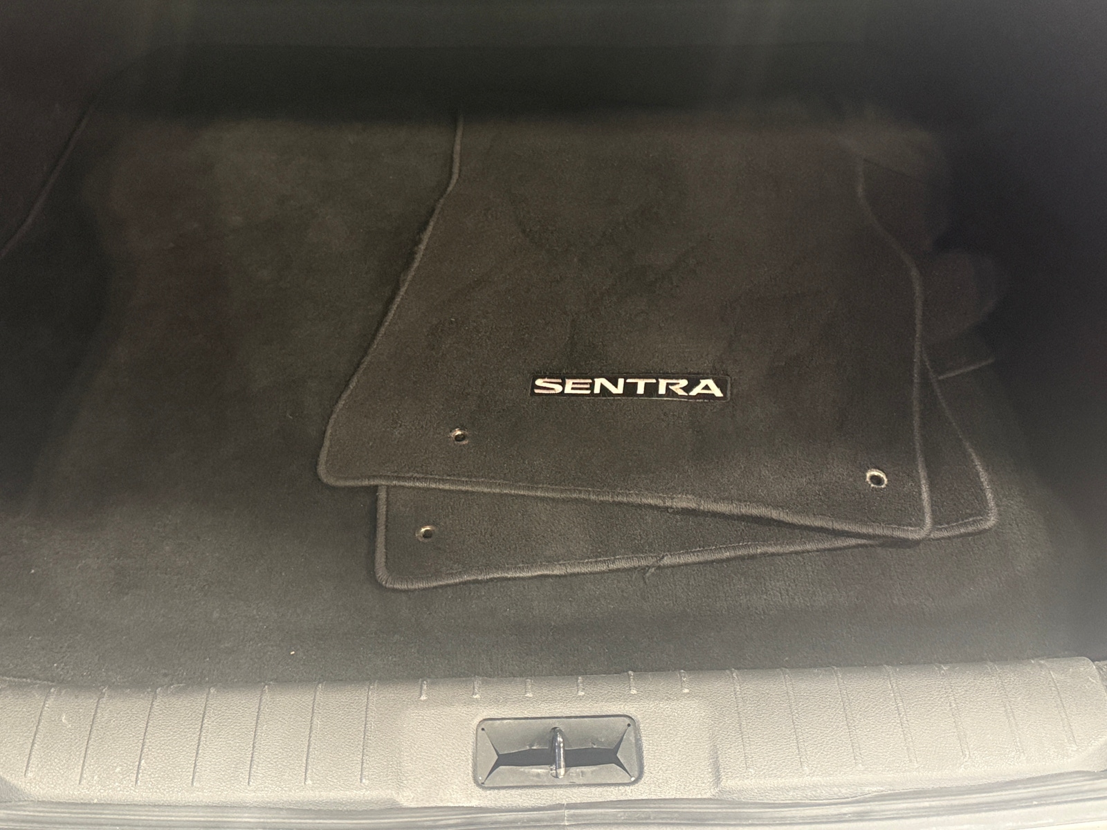 Thumbnail: 2021 Nissan Sentra - 7