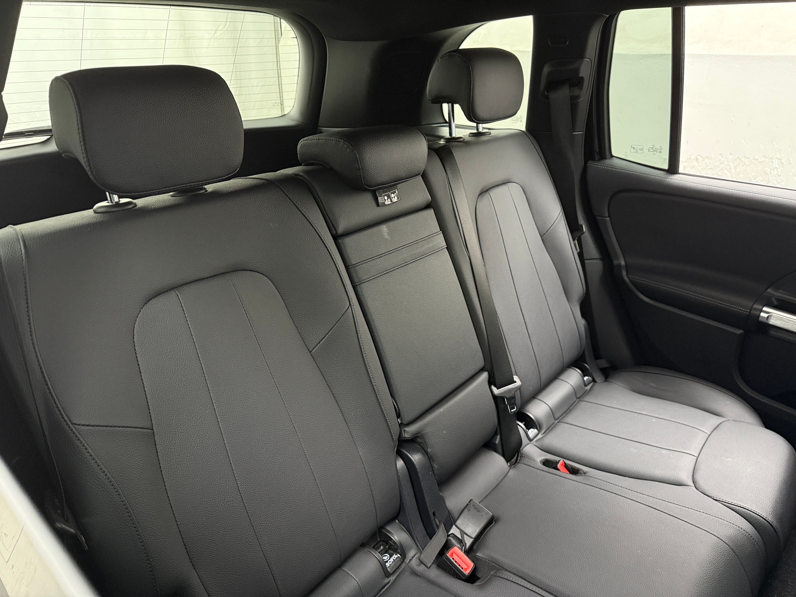 Thumbnail: 2025 Mercedes-Benz GLB - 5