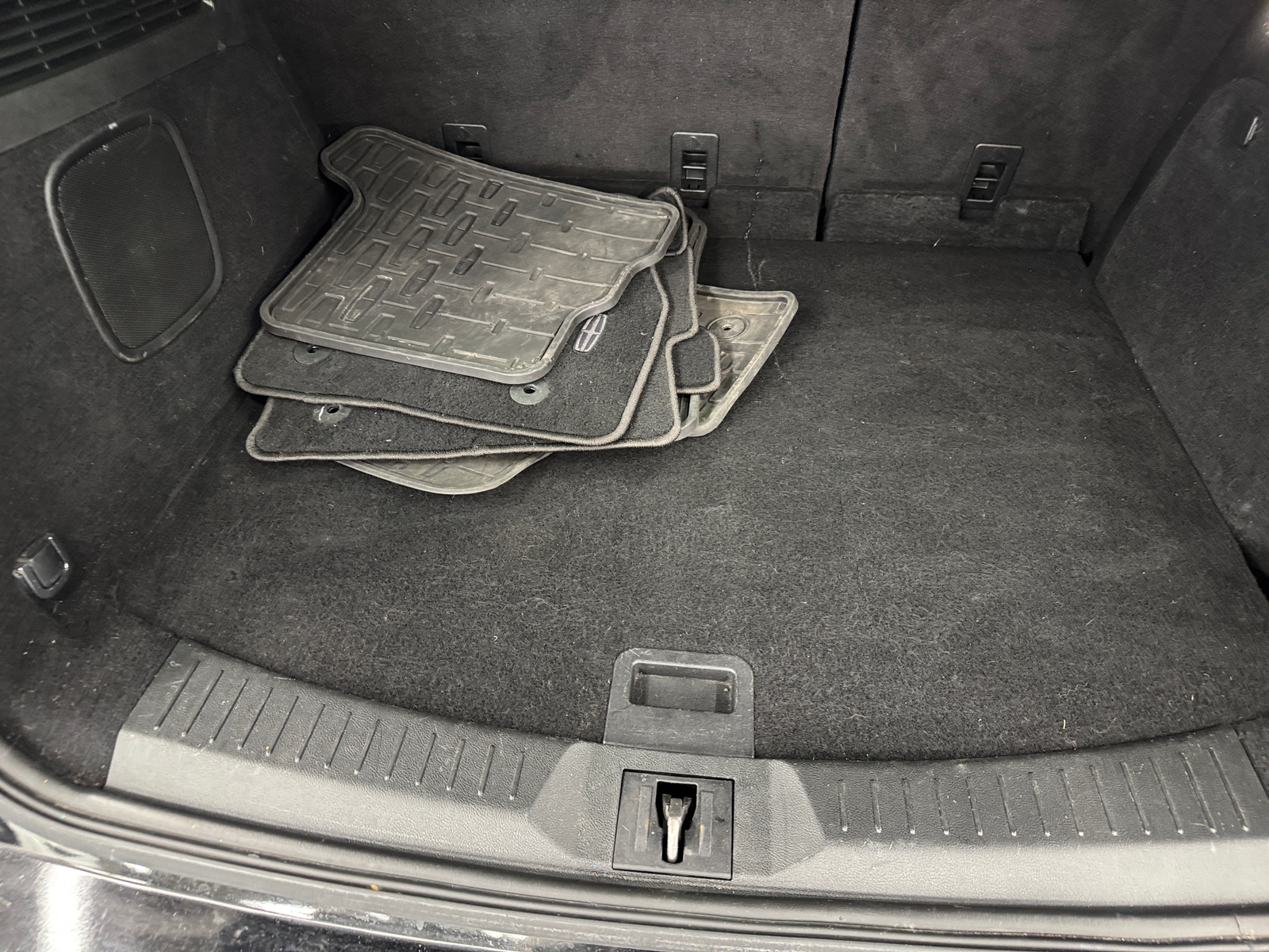 Thumbnail: 2018 Lincoln MKC - 6