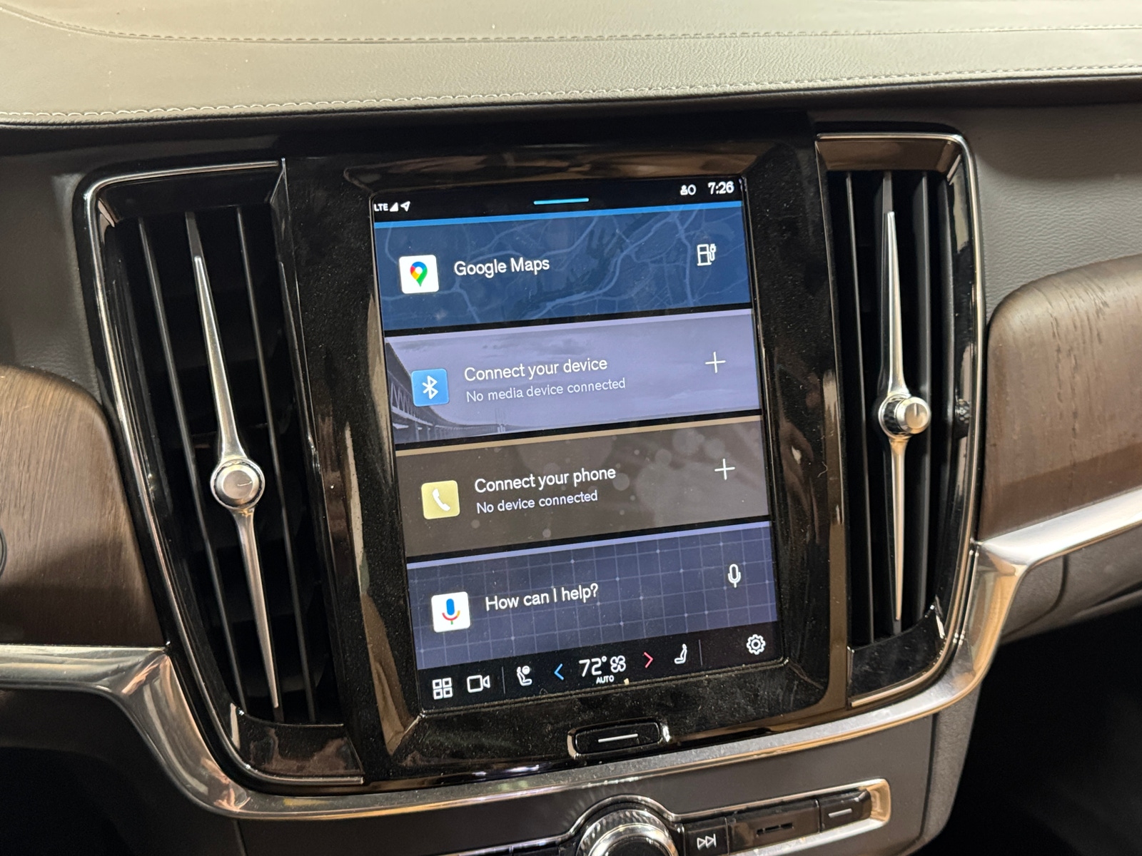 Thumbnail: 2024 Volvo S90 - 3