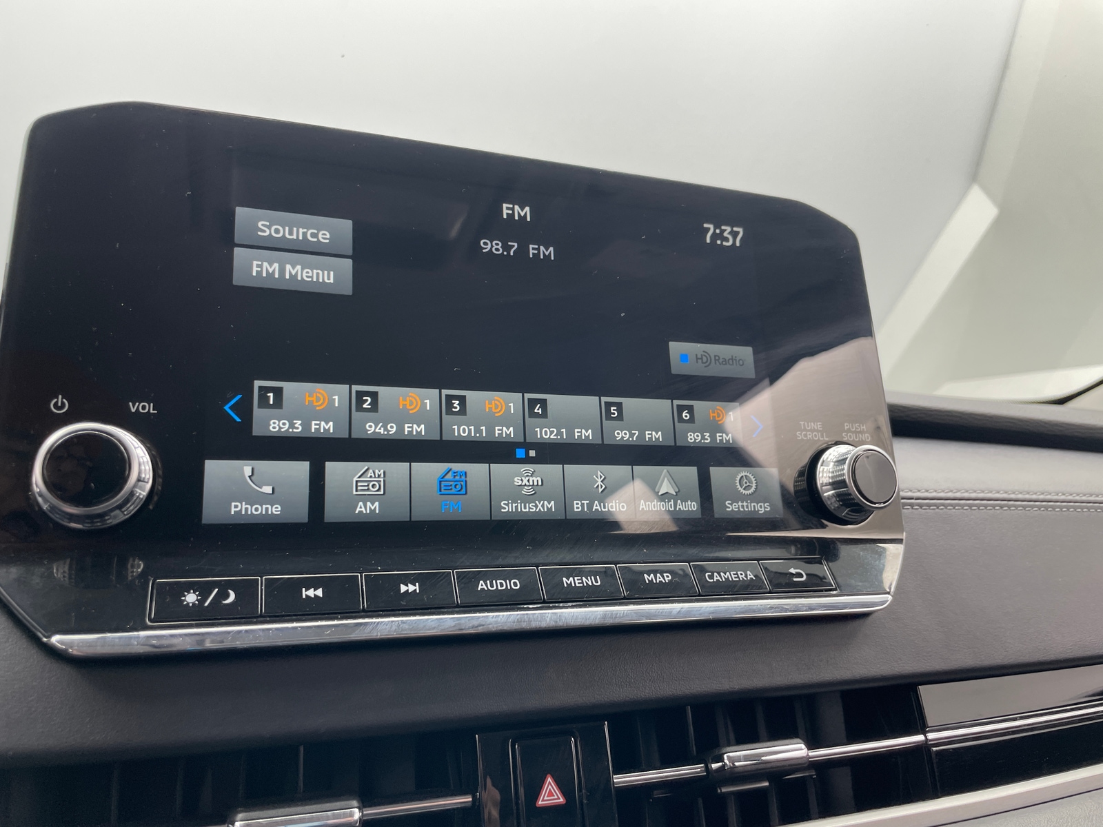 Thumbnail: 2024 Mitsubishi Outlander - 3