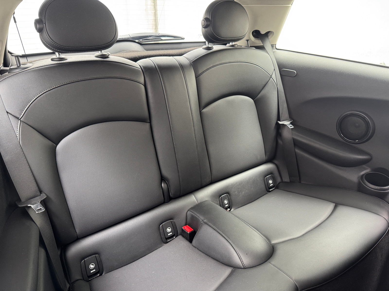 Thumbnail: 2014 MINI Cooper Hardtop - 5