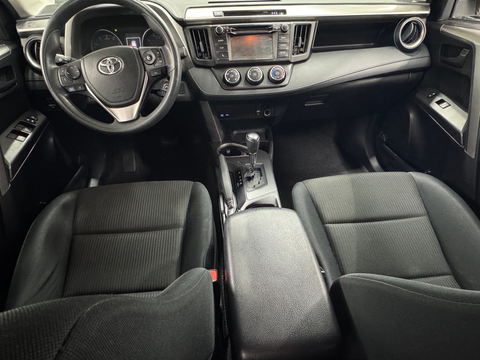 Thumbnail: 2017 Toyota RAV4 - 3