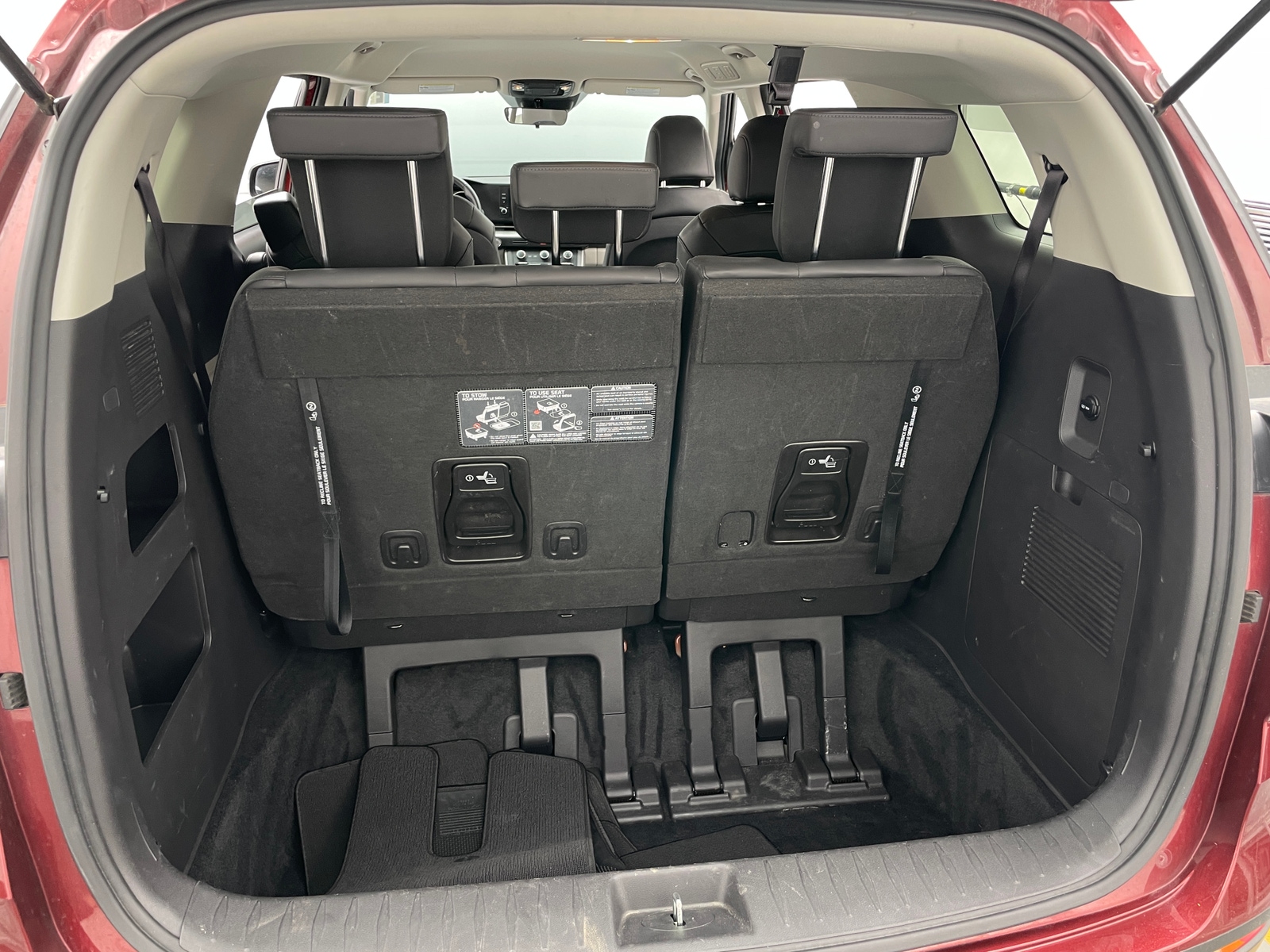 Thumbnail: 2024 Kia Carnival - 6